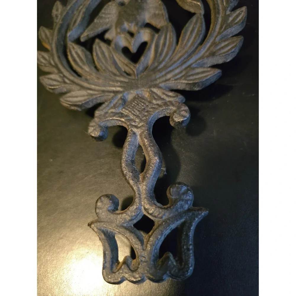 Vintage Cast Iron Trivet Eagle Heart Design Approximately 9